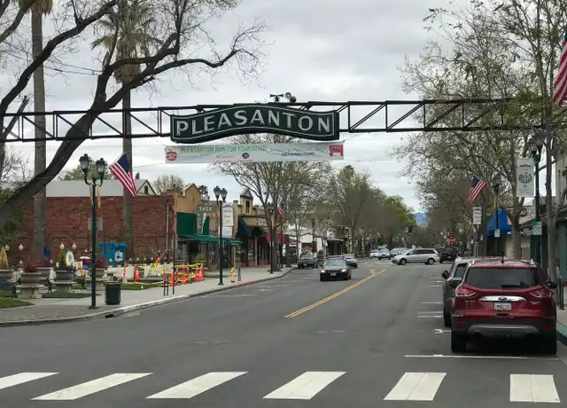 Property at 335 E Angela St, Pleasanton, CA, 94566, 3 beds, 1 bath, [object Object]