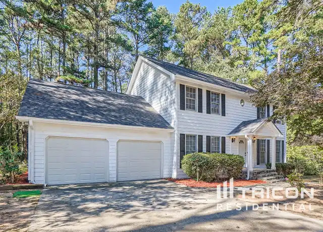 Property at 551 Banks Rd E, Fayetteville, GA, 30214, 4 beds, 2 baths, [object Object]