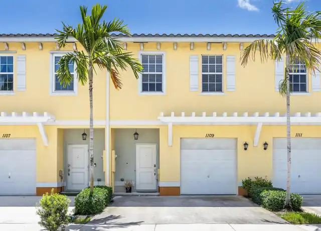 Property at 1109 NW 40th Ter, Lauderhill, FL, 33313, 3 beds, 2.5 baths, [object Object]
