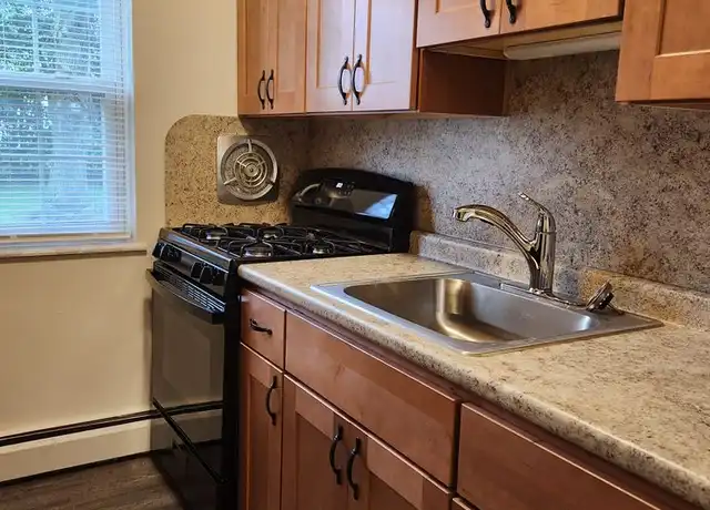 Property at 30 Waverly Ave Unit WY30002, Lancaster, PA, 17601, 2 beds, 1 bath, [object Object]