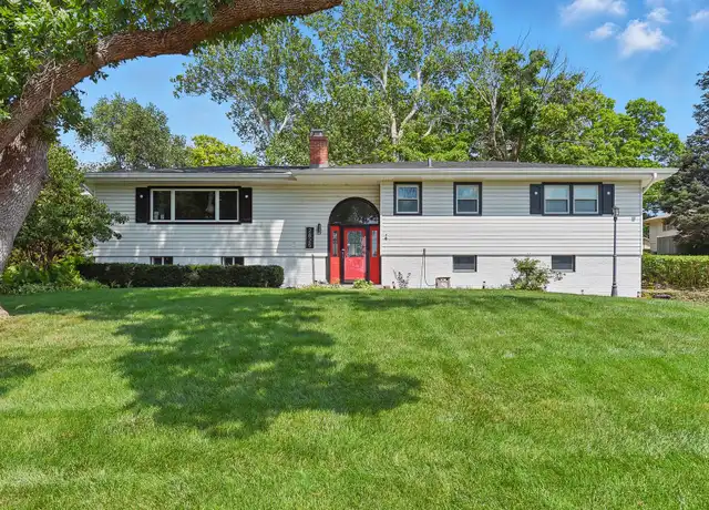Property at 2825 S 106th St, Omaha, NE, 68124, 4 beds, 3 baths, [object Object]