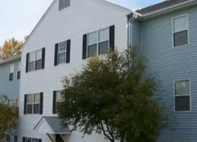 Property at 215 Duke St, Culpeper, VA, 22701, 2 beds, 1 bath, [object Object]