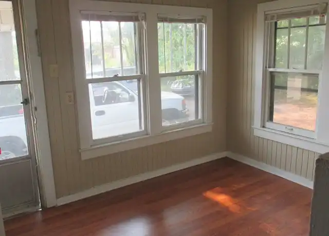 Property at 705 Tech Dr, Ruston, LA, 71270, 3 beds, 1 bath, [object Object]