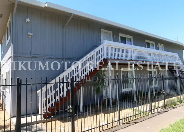 Property at 2213 15th St Unit 1, Sacramento, CA, 95818, 2 beds, 1 bath, [object Object]