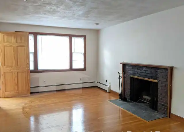 Property at 400 Walden St Unit 1, Cambridge, MA, 02138, 3 beds, 1 bath, [object Object]