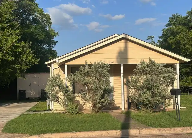 Property at 1703 Carter St, Bastrop, TX, 78602, 2 beds, 1 bath, [object Object]