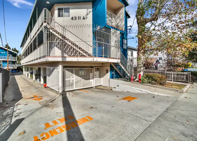 Property at 4311 Toland Way Unit 102-A, Eagle Rock, CA, 90041, 2 beds, 1 bath, [object Object]
