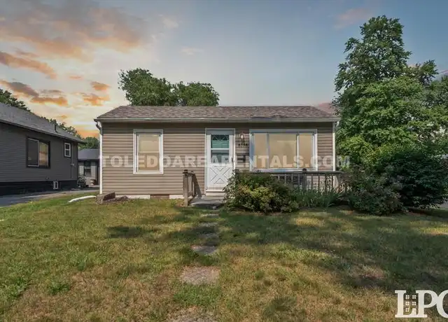 Property at 6138 Whiteford Center Rd, Toledo, OH, 43613, 3 beds, 2 baths, [object Object]