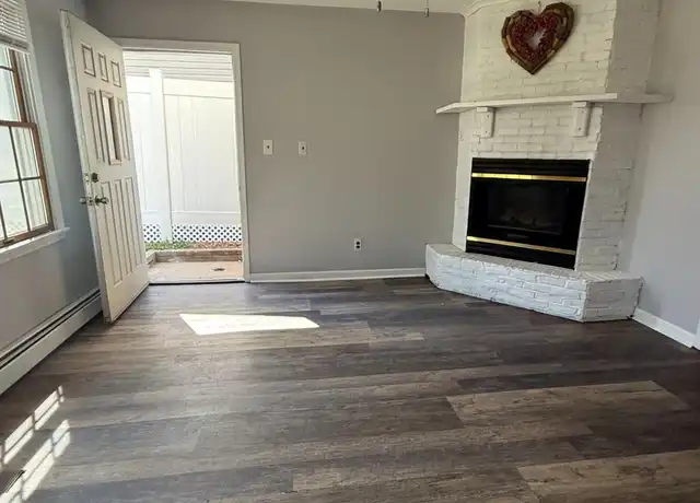 Property at 70 6th Ave, Port Reading, NJ, 07064, 1 bed, 1 bath, [object Object]