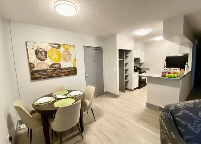Property at 2270 Bell Ave Unit 304, Des Moines, IA, 50321, 2 beds, 1 bath, [object Object]