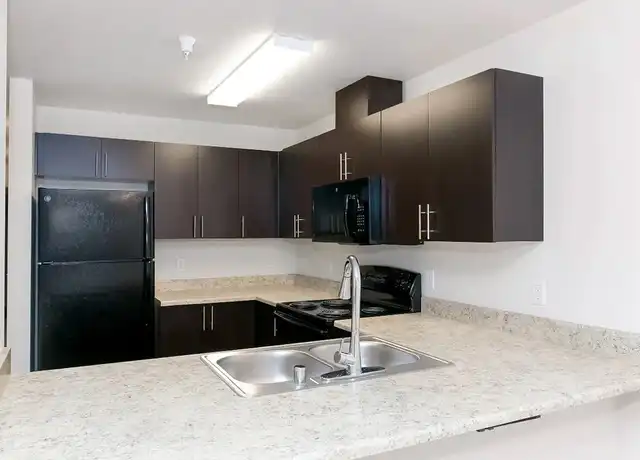 Property at Taylor Creek Apartments - 7050 S 116th Pl, Seattle, WA, 98178, 2 beds, 1-2 bath, [object Object]