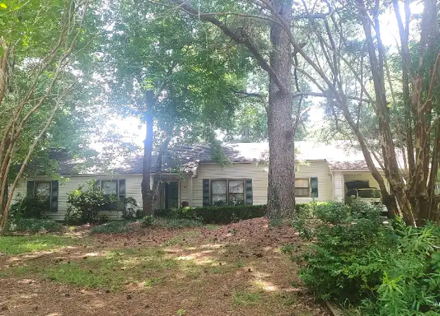 Property at 604 King Arthur Rd, Greenville, NC, 27858, 3 beds, 2 baths, [object Object]