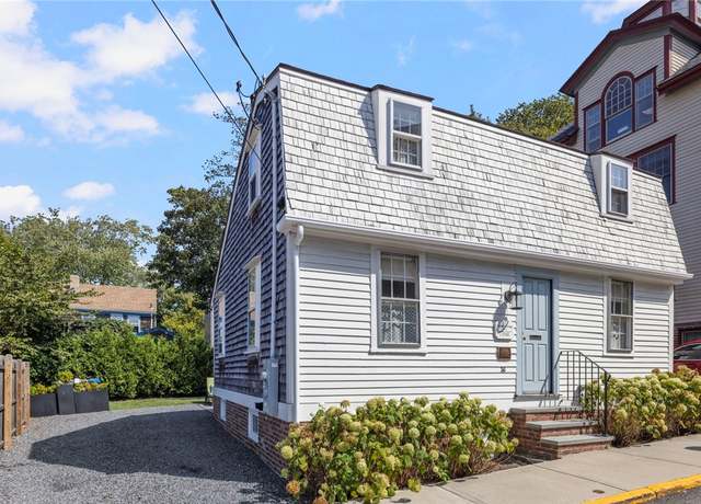 Photo of 36 William St, Newport, RI 02840