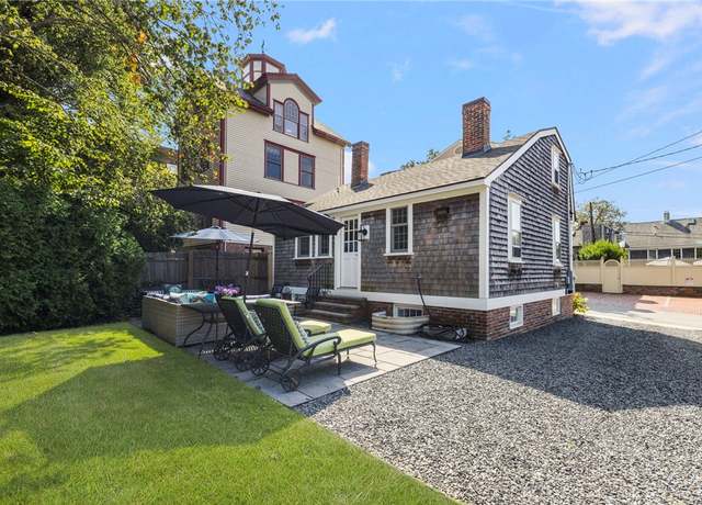 Photo of 36 William St, Newport, RI 02840