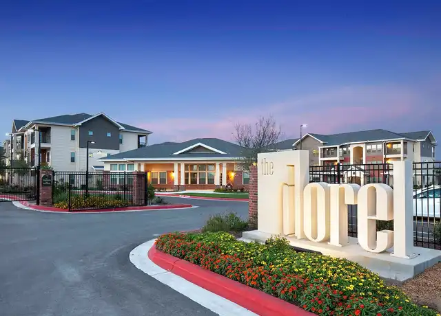 Property at The Dorel - 2908 Trimmier Rd, Killeen, TX, 76542, 1 bed, 1 bath, [object Object]