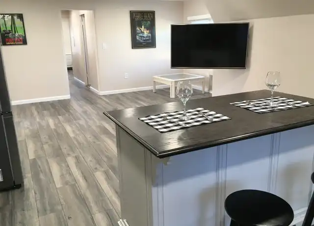 Property at 410 Pine Ave Unit B, Pacific Grove, CA, 93950, 2 beds, 1 bath, [object Object]