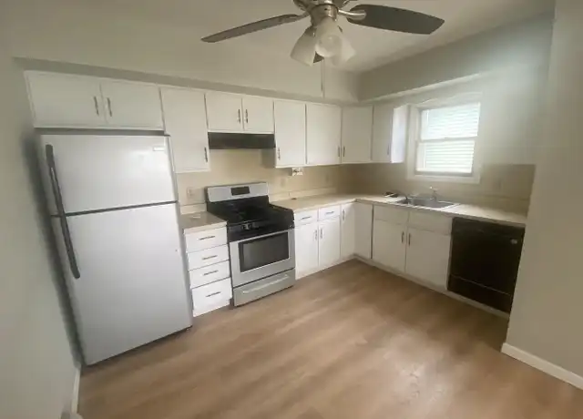 Property at 113 Frank St #5, Dunmore, PA, 18512, 2 beds, 1 bath, [object Object]