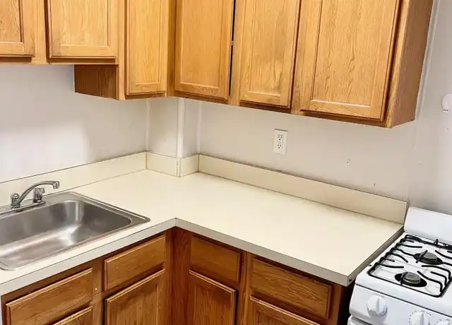 Property at 127 Washington St, Lynn, MA, 01902, 1 bed, 1 bath, [object Object]