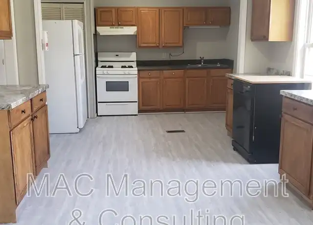 Property at 1325 Virginia Ave Unit B1, Cookeville, TN, 38501, 6 beds, 1.5 baths, [object Object]