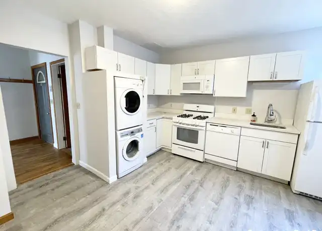 Property at 259 North St #2, Boston, MA, 02113, 4 beds, 1 bath, [object Object]