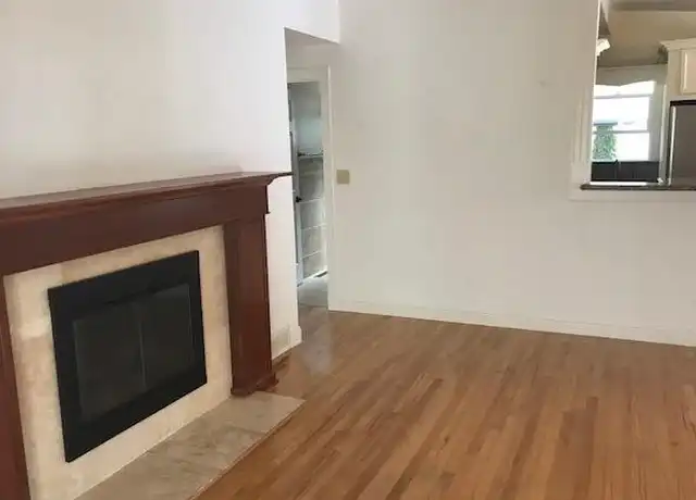 Property at 4126 149th Pl SE, Bellevue, WA, 98006, 4 beds, 2 baths, [object Object]