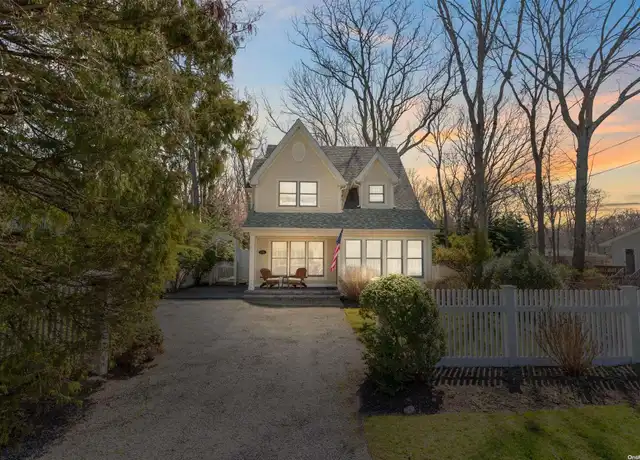 Property at 250 Wesland Rd, Southold, NY, 11971, 2 beds, 2 baths, [object Object]