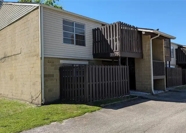 Property at 3924 SW 26th Dr #5, Gainesville, FL, 32608, 2 beds, 1.5 baths, [object Object]