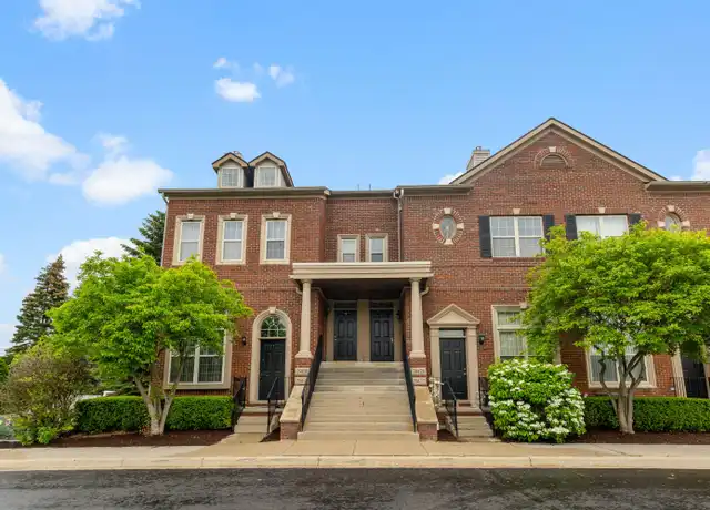 Property at 29426 Glen Oaks Blvd W, Farmington Hills, MI, 48334, 2 beds, 2 baths, [object Object]