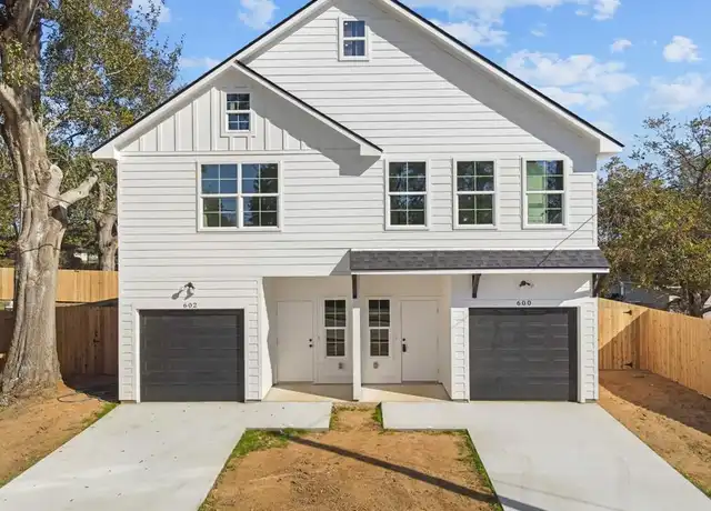 Property at 1504 Clay St Unit A, Brenham, TX, 77833, 3 beds, 2.5 baths, [object Object]
