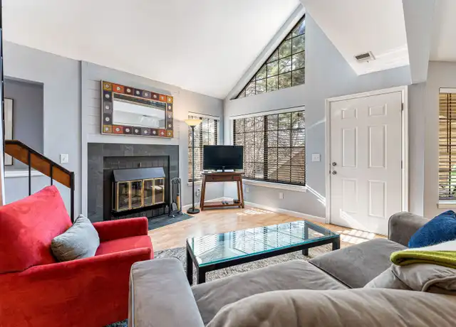 Property at 4705 Spine Rd Unit E, Boulder, CO, 80301, 1 bed, 1 bath, [object Object]