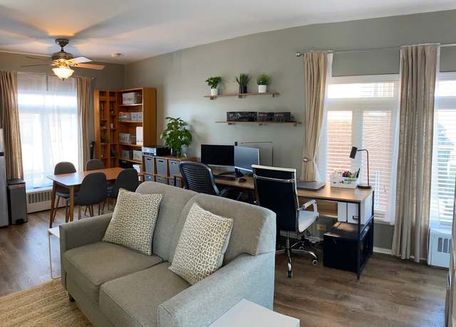 Photo of 604 Green Bay Rd Unit C, Glencoe, IL 60022