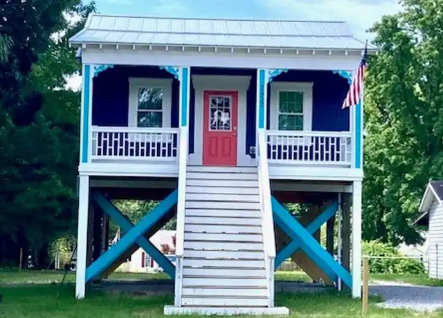 Property at 2422 State Highway 210, Hampstead, NC, 28443, 1 bed, 1 bath, [object Object]