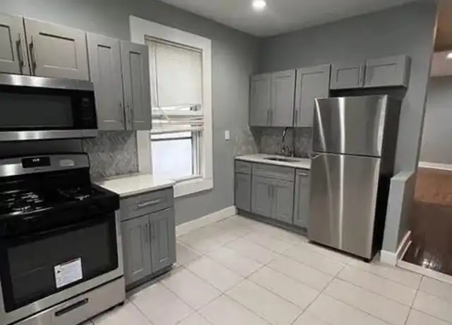 Property at 82 Fulton Ave #2, Jersey City, NJ, 07305, 4 beds, 1 bath, [object Object]