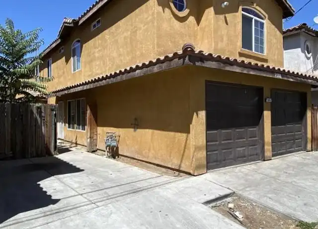 Property at 706 K St, Bakersfield, CA, 93304, 3 beds, 3 baths, [object Object]