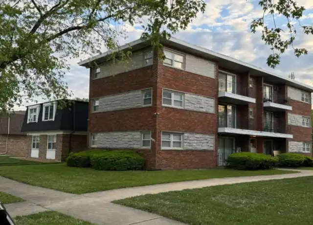 Property at 15226 Doctor Martin Luther King Junior Dr Unit 2E, Dolton, IL, 60419, 2 beds, 1 bath, [object Object]