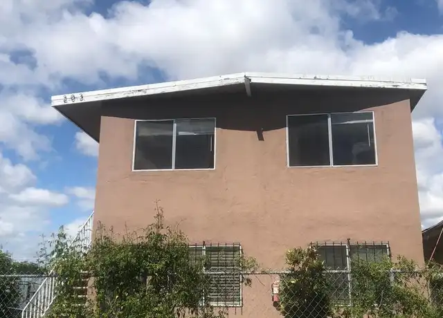 Property at 203 E 53rd St Unit 3, Los Angeles, CA, 90011, 3 beds, 1 bath, [object Object]