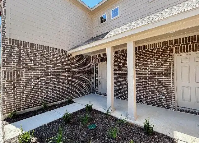 Property at 414 Mockingbird Ln, Denton, TX, 76209, 4 beds, 2 baths, [object Object]