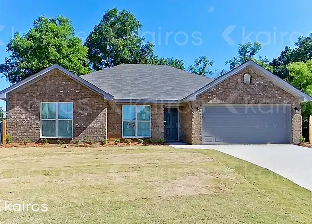 Property at 265 Silver Pointe Dr, Millbrook, AL, 36054, 4 beds, 2 baths, [object Object]
