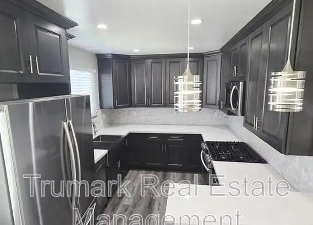 Property at 1303 N Brand Blvd Unit 7, Glendale, CA, 91202, 2 beds, 2 baths, [object Object]