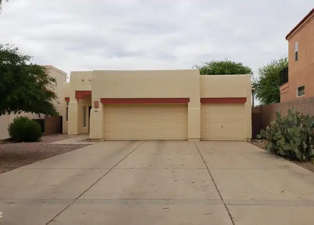Property at 6525 N Shadow Bluff Dr, Tucson, AZ, 85704, 3 beds, 2 baths, [object Object]