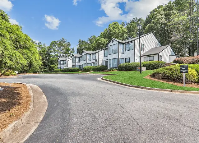 Photo of 4015 Satellite Blvd, Duluth, GA 30096