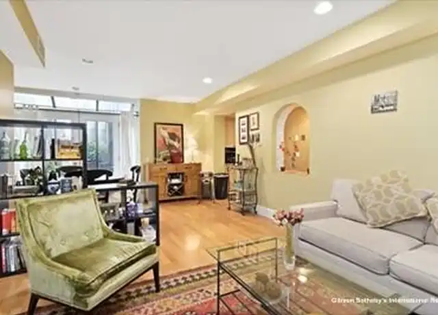 Property at 41 W Newton St, Boston, MA, 02118, 2 beds, 1 bath, [object Object]