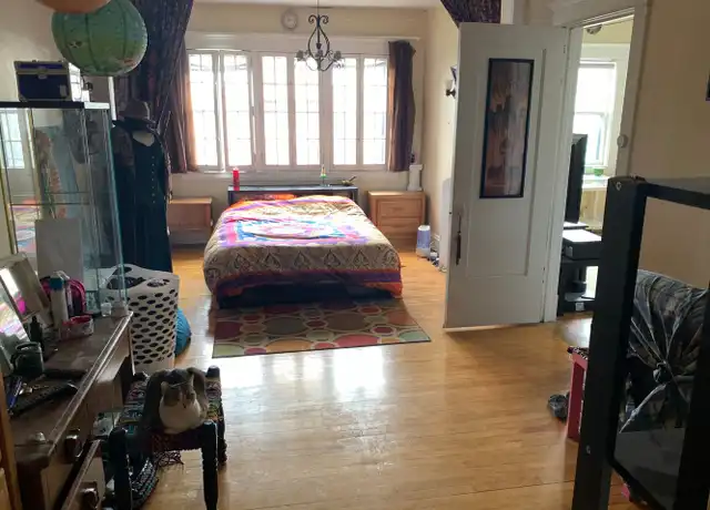 Property at 2409 Fremont Ave S Unit 08, Minneapolis, MN, 55405, 1 bed, 1 bath, [object Object]