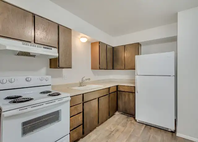 Property at 2519 S 300 E Apt 10, Salt Lake City, UT, 84115, 1 bed, 1 bath, [object Object]