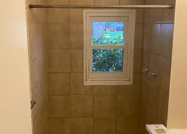 Property at 4 Byers Ct, Randallstown, MD, 21133, 1 bed, 1 bath, [object Object]