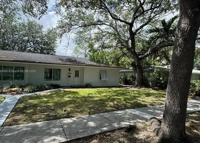Property at 11780 SW 81st Rd Unit 11780, Miami, FL, 33156, 2 beds, 1 bath, [object Object]