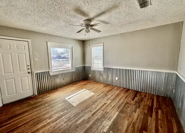 Property at 2610 39th St, Lubbock, TX, 79413, 2 beds, 1 bath, [object Object]