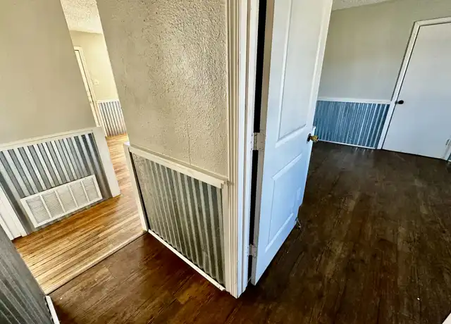 Property at 2610 39th St, Lubbock, TX, 79413, 2 beds, 1 bath, [object Object]