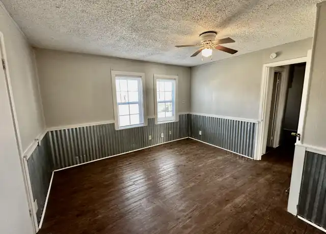 Property at 2610 39th St, Lubbock, TX, 79413, 2 beds, 1 bath, [object Object]