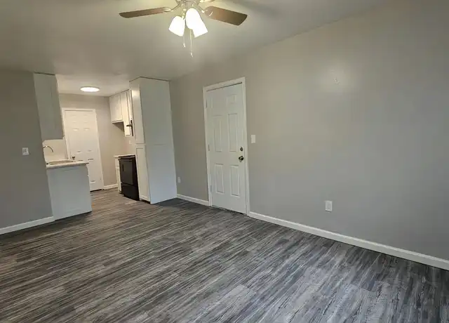 Property at 4320 Canyon Dr Unit a15, Amarillo, TX, 79109, 1 bed, 1 bath, [object Object]
